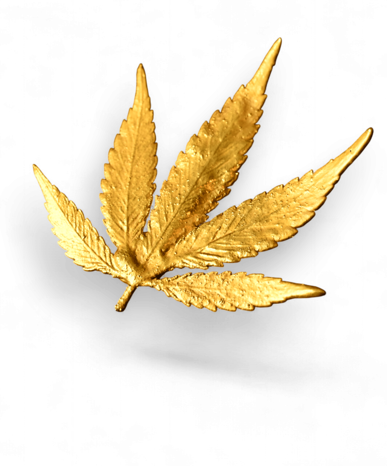 420karat botanical leaf pendant gold
