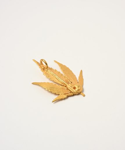 botanical botanical leaf gold pendant 420karat